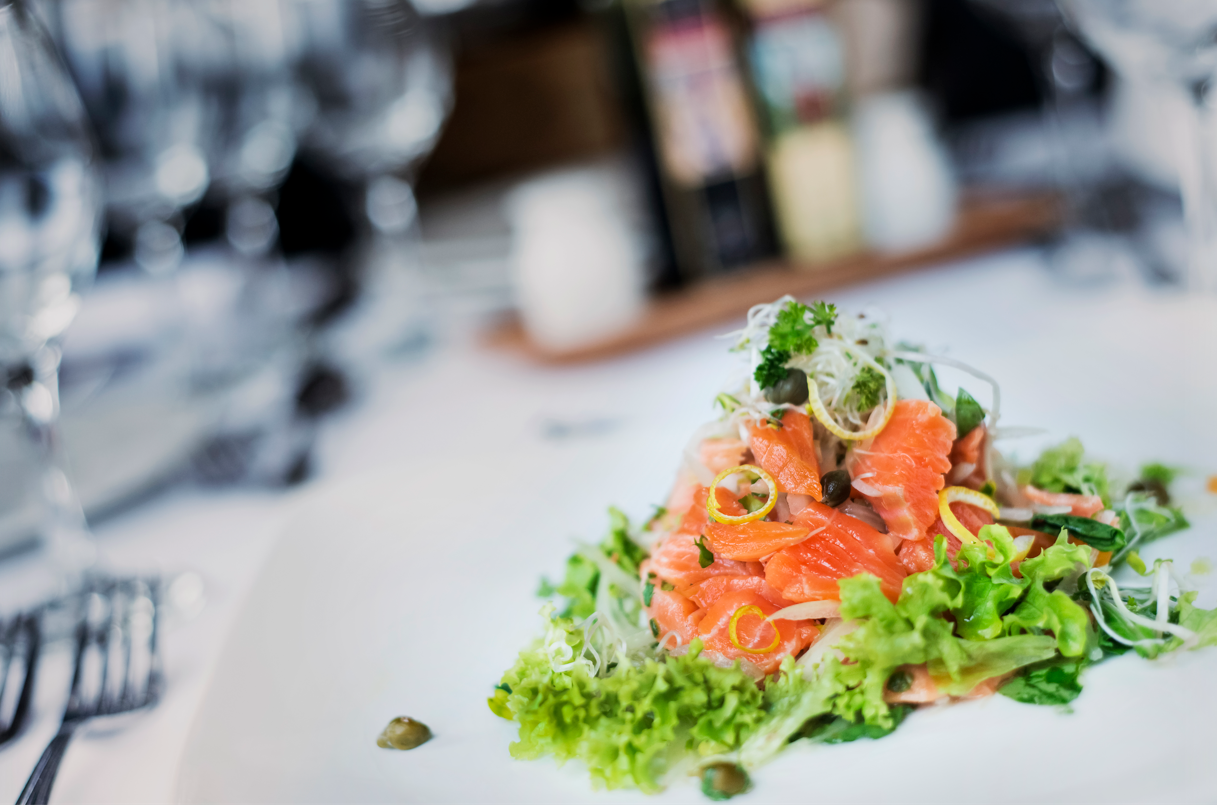 智利三文魚很勵(lì)志，不做咸魚做鮮魚